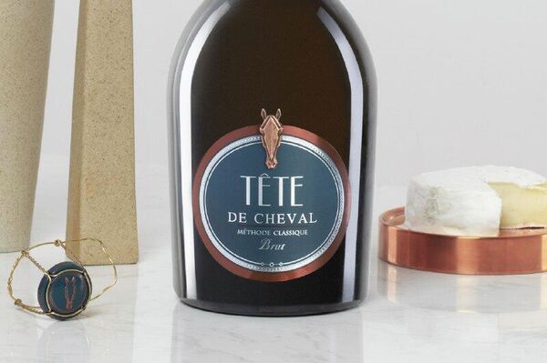 Вино Tete de Cheval