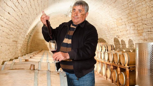 Основатель и владелец винодельни Винное подворье старого грека – Валерий Асланов