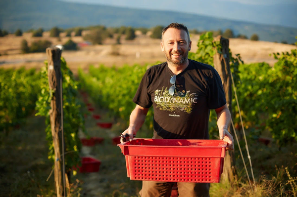 Павел Швец, основатель и винодел хозяйства UPPA Winery (Крым, Севастополь, Родное) Павел Швец, основатель и винодел хозяйства UPPA Winery (Крым, Севастополь, Родное)