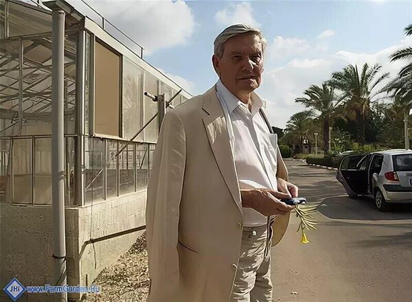 Доктор биологических наук в области виноградарства Трошин Леонид Петрович Доктор биологических наук в области виноградарства Трошин Леонид Петрович